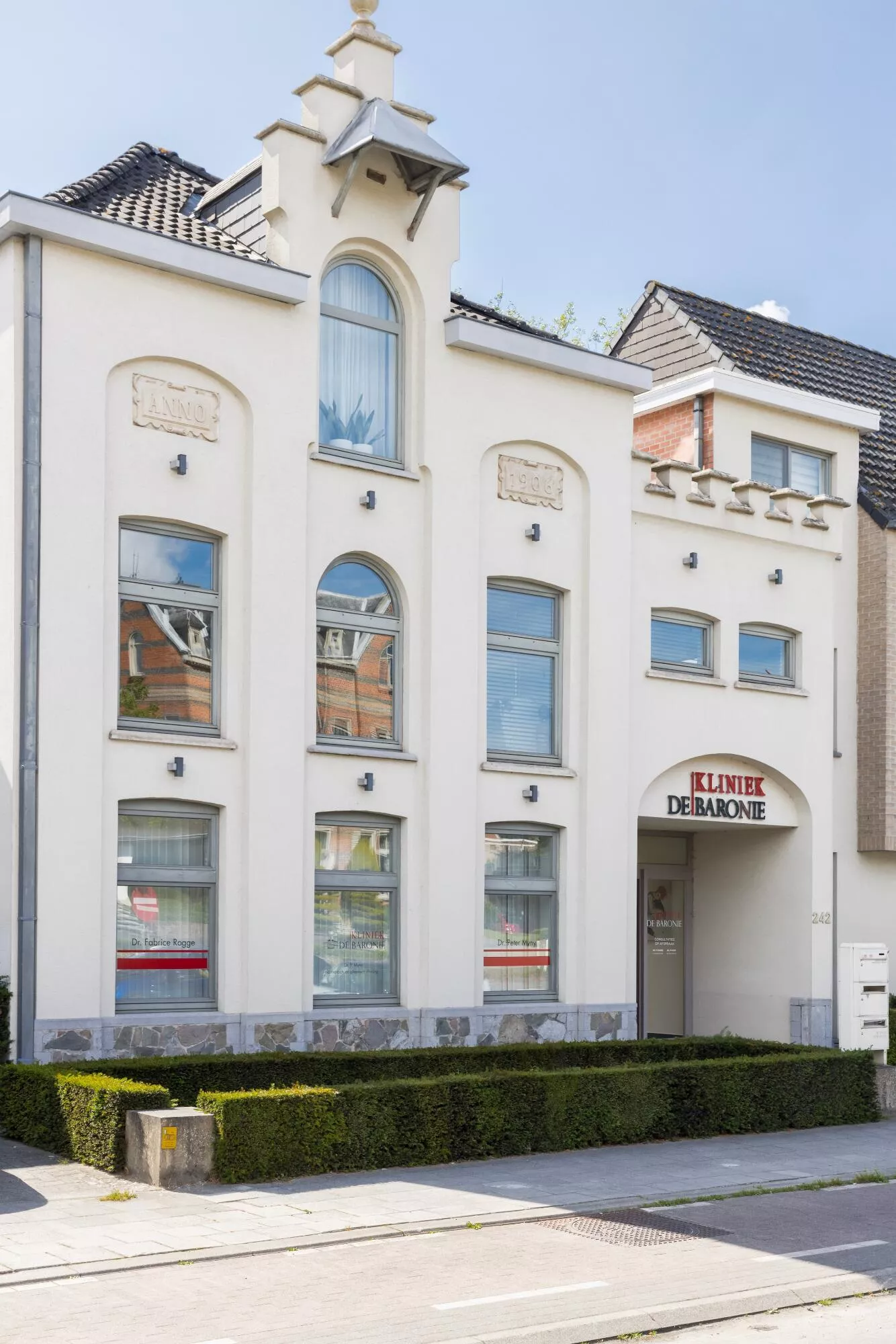 Voorgevel Kliniek De Baronie